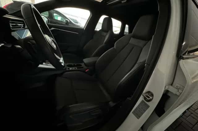 Audi A3 (2021) thumbnail 5