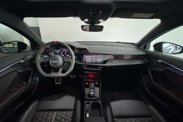 Audi RS3 (2022) thumbnail 4