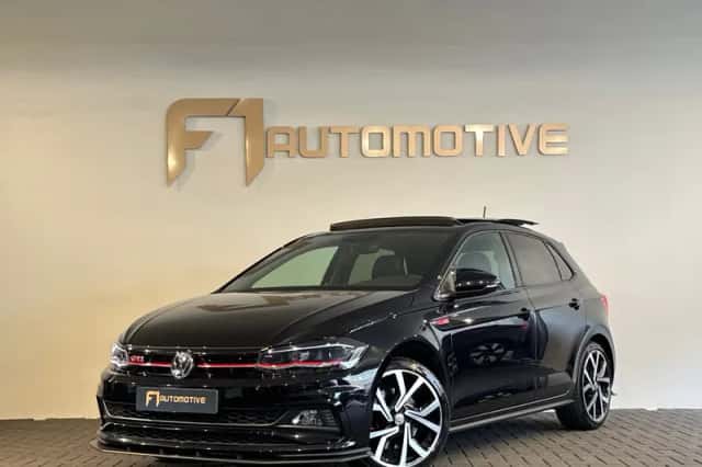 Volkswagen Polo (2018) thumbnail 1