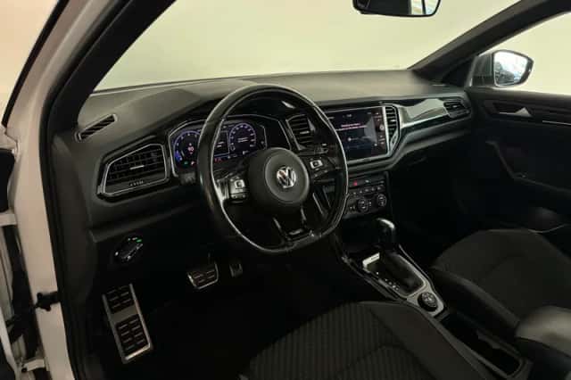 Volkswagen T-Roc (2020) thumbnail 2