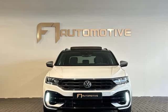 Volkswagen T-Roc (2020) thumbnail 3