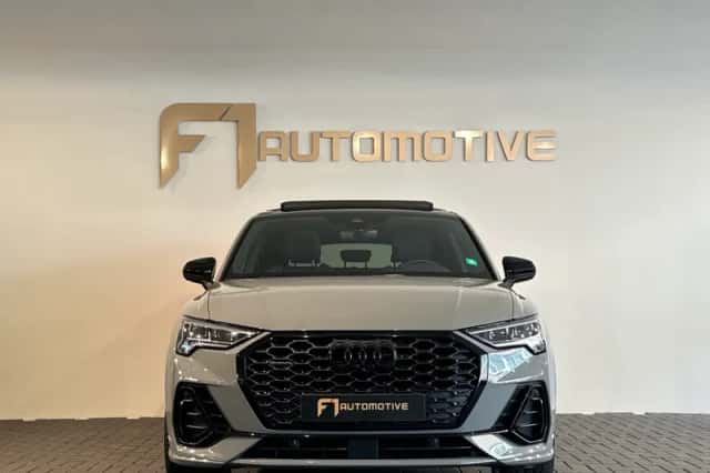 Audi Q3 (2021) thumbnail 3