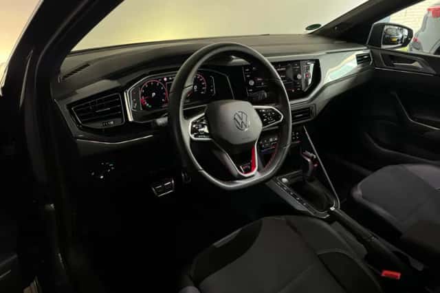 Volkswagen Polo (2022) thumbnail 2