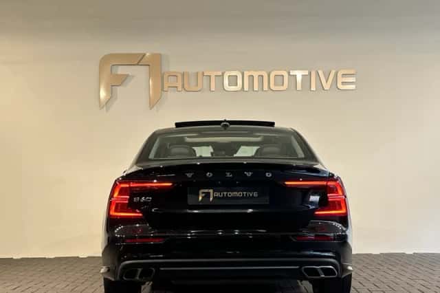Volvo S60 (2021) thumbnail 6