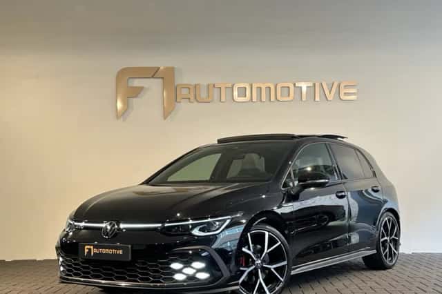 Volkswagen Golf (2023) thumbnail 1
