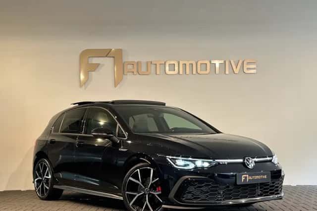 Volkswagen Golf (2023) thumbnail 3