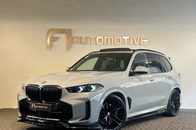 BMW X5 (2025) thumbnail 1