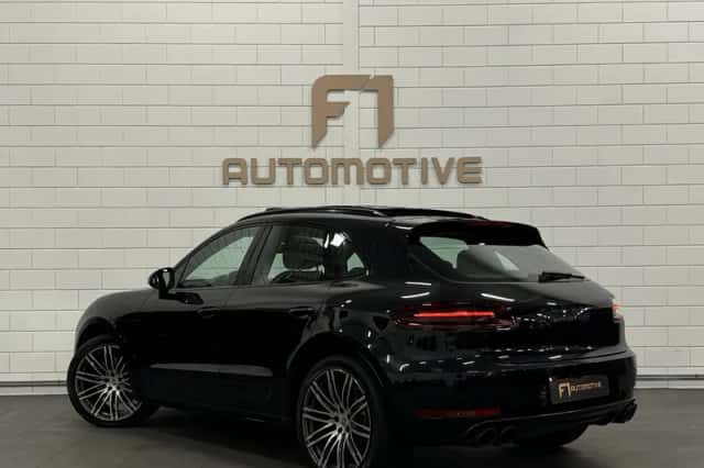 Porsche Macan (2016) thumbnail 6
