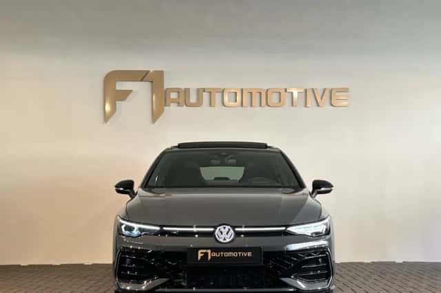 Volkswagen Golf (2025) thumbnail 4