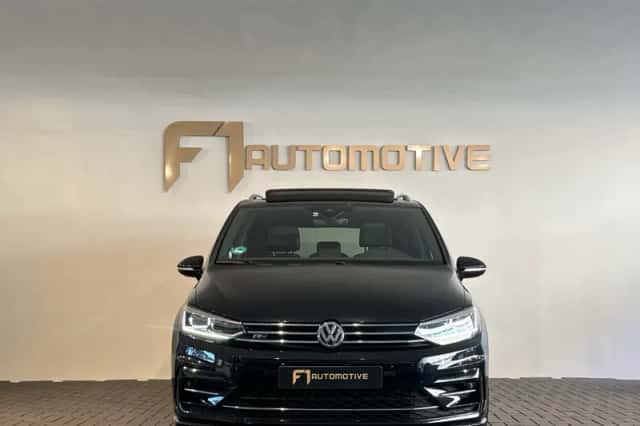 Volkswagen Touran (2019) thumbnail 2