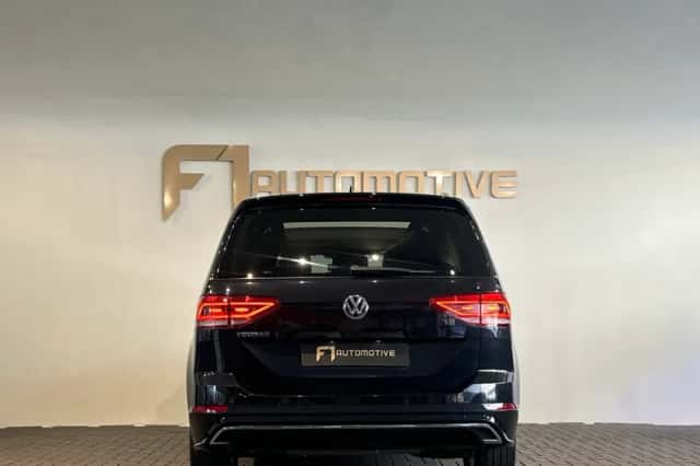 Volkswagen Touran (2019) thumbnail 5