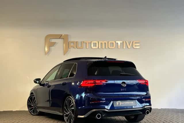 Volkswagen Golf (2021) thumbnail 4