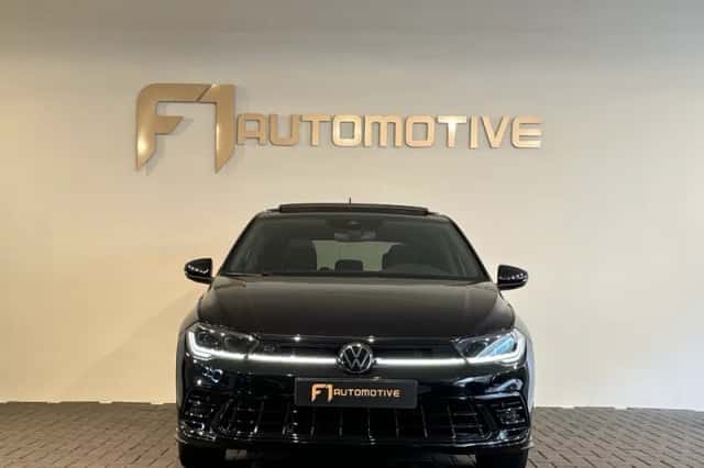 Volkswagen Polo (2024) thumbnail 2