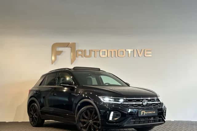 Volkswagen T-Roc (2024) thumbnail 3