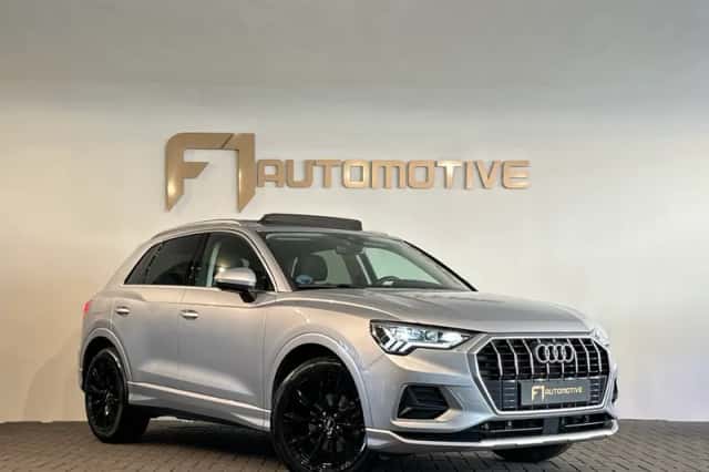Audi Q3 (2022) thumbnail 3