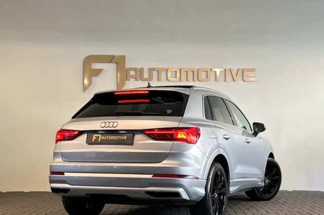 Audi Q3 (2022) thumbnail 4