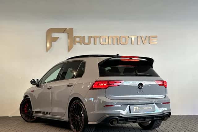 Volkswagen Golf (2023) thumbnail 6