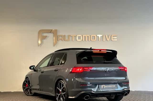 Volkswagen Golf (2021) thumbnail 4