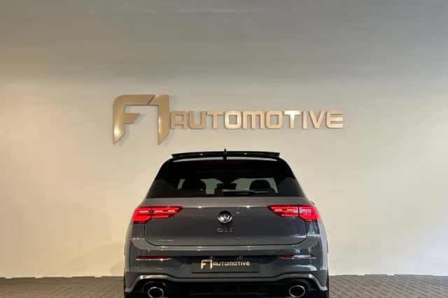 Volkswagen Golf (2021) thumbnail 5