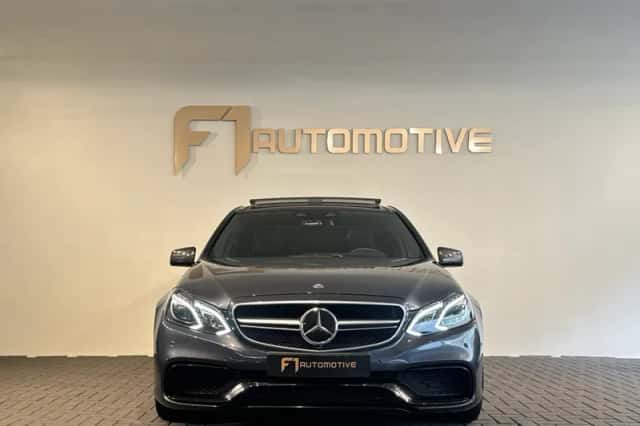 Mercedes-Benz E-Klasse (2014) thumbnail 3