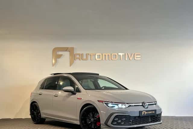 Volkswagen Golf (2021) thumbnail 4