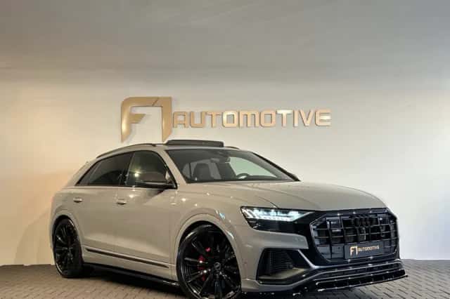 Audi Q8 (2023) thumbnail 4
