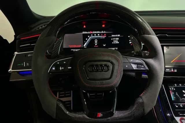 Audi Q8 (2022) thumbnail 6