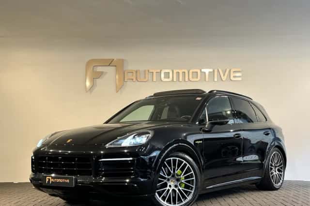 Porsche Cayenne (2022) thumbnail 1