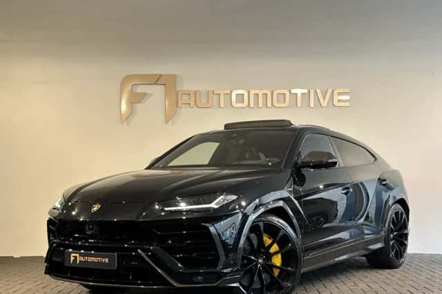 Lamborghini Urus (2022) thumbnail 1