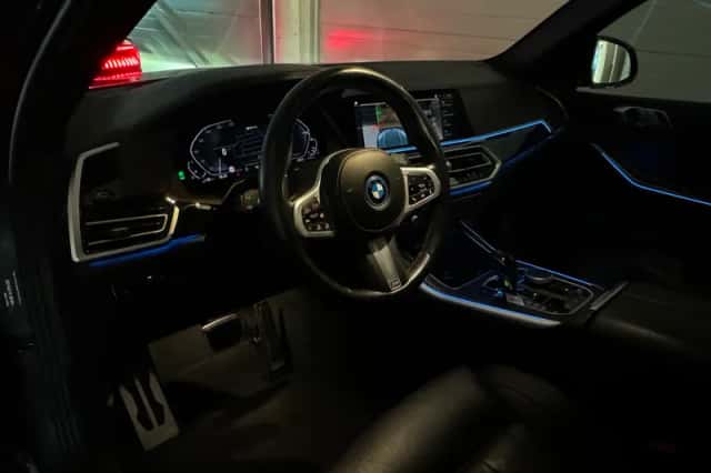 BMW X5 (2022) thumbnail 3