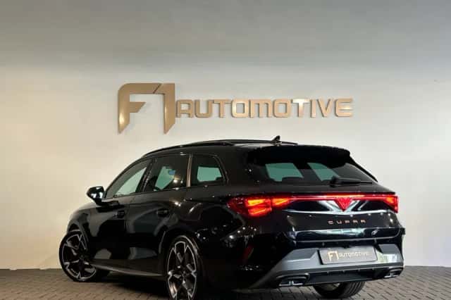 CUPRA Leon Sportstourer (2024) thumbnail 2