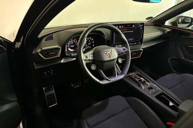 CUPRA Leon Sportstourer (2024) thumbnail 3
