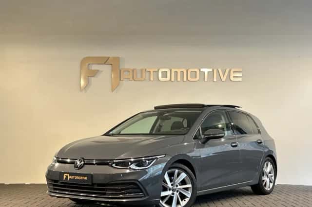 Volkswagen Golf (2022) thumbnail 1
