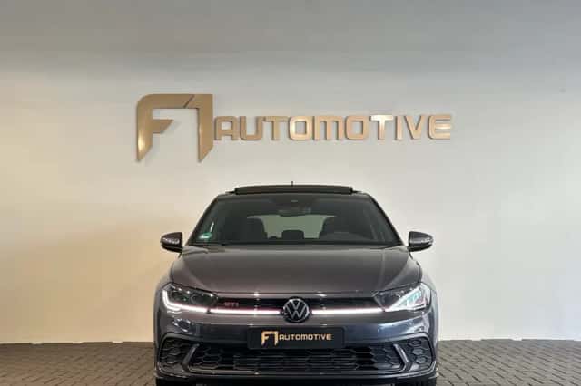 Volkswagen Polo (2023) thumbnail 2