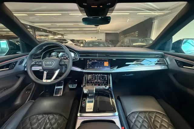 Audi Q8 (2024) thumbnail 4