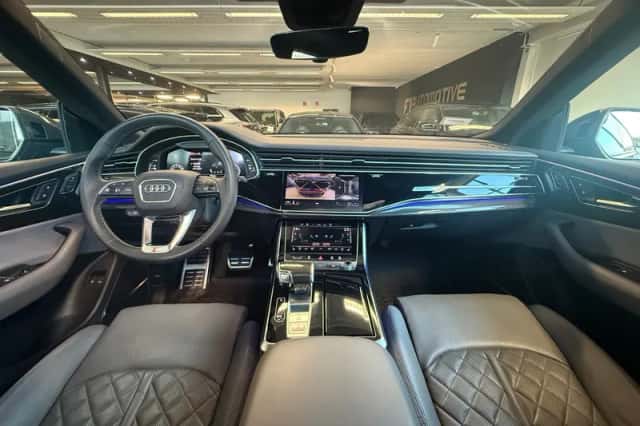 Audi Q8 (2023) thumbnail 4