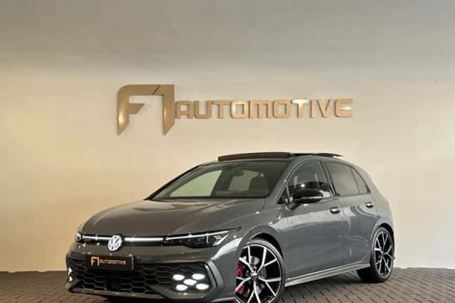 Volkswagen Golf (2024) thumbnail 1