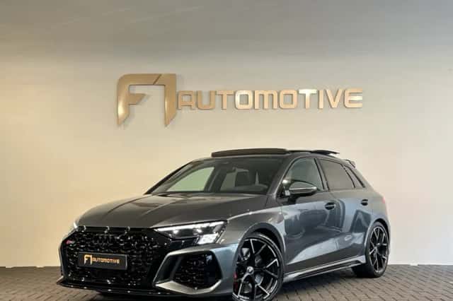 Audi RS 3 (2022) thumbnail 1