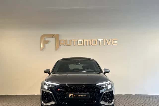 Audi RS 3 (2022) thumbnail 2