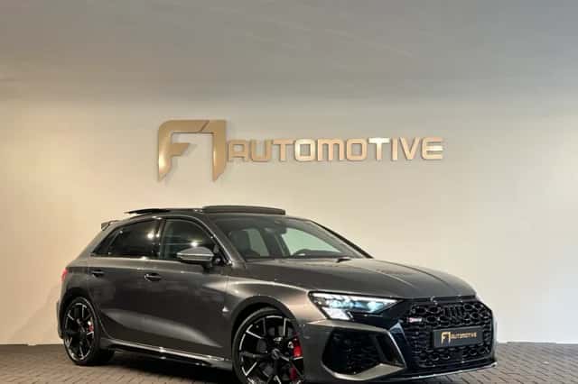 Audi RS 3 (2022) thumbnail 3
