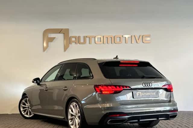 Audi A4 (2024) thumbnail 3