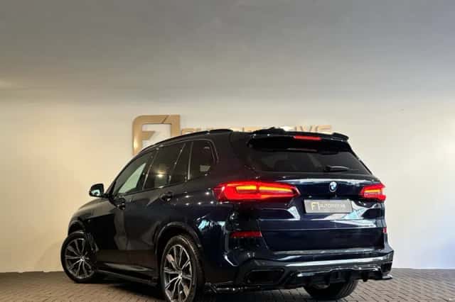 BMW X5 (2019) thumbnail 5