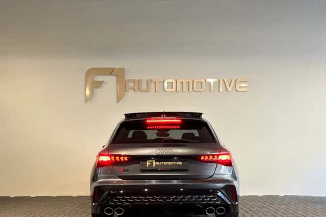 Audi S3 (2024) thumbnail 5