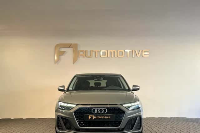 Audi A1 (2022) thumbnail 2