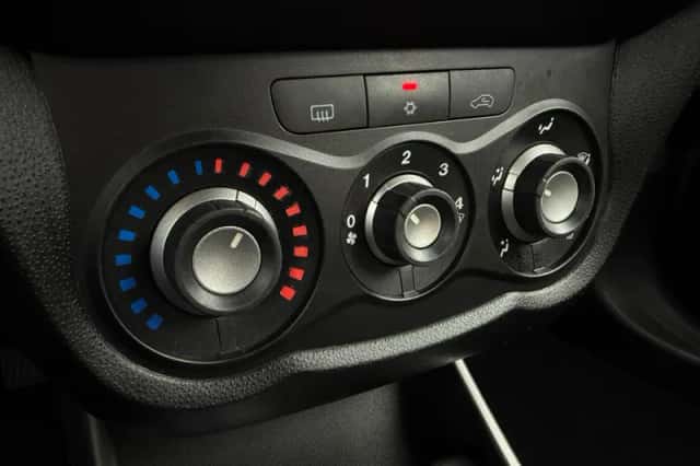 Alfa Romeo Mito (2014) thumbnail 7