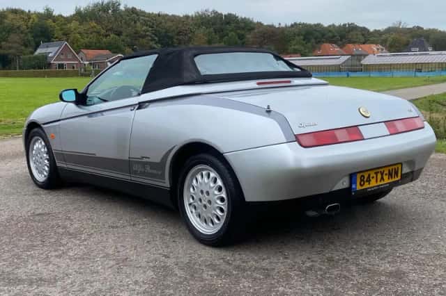 Alfa Romeo Spider (1997) thumbnail 15