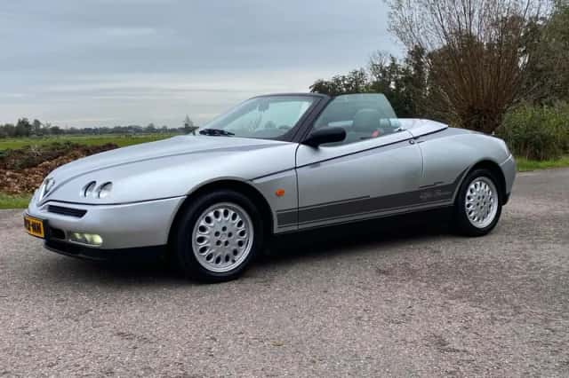 Alfa Romeo Spider (1997) thumbnail 3