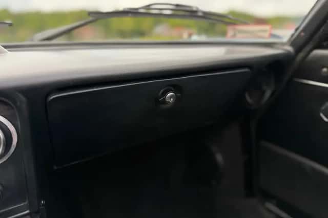 Alfa Romeo Spider (1981) thumbnail 17