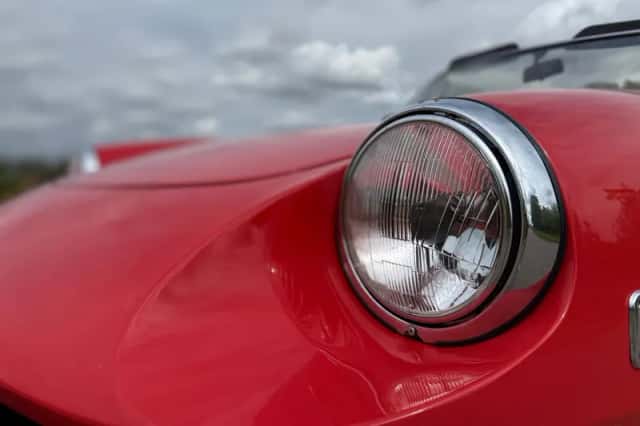 Alfa Romeo Spider (1981) thumbnail 22