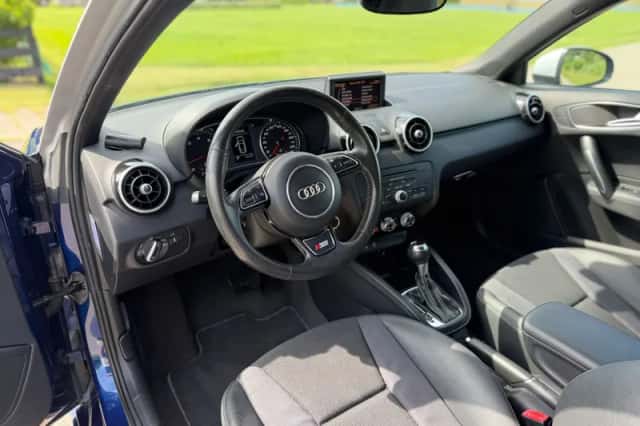 Audi A1 (2012) thumbnail 2